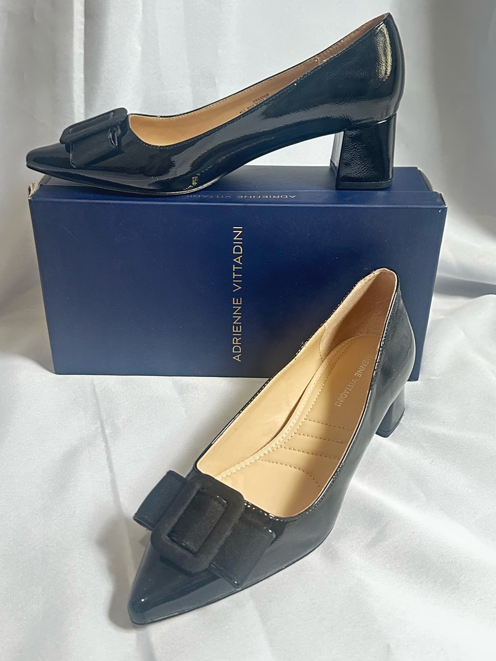 Adrienne Vittadini Black Patent Block Heel Pumps with Bow Accent Size 10